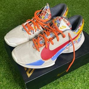 Zoom Freak 2 Giannis Antetokounmpo mens size 8.5 (Used)